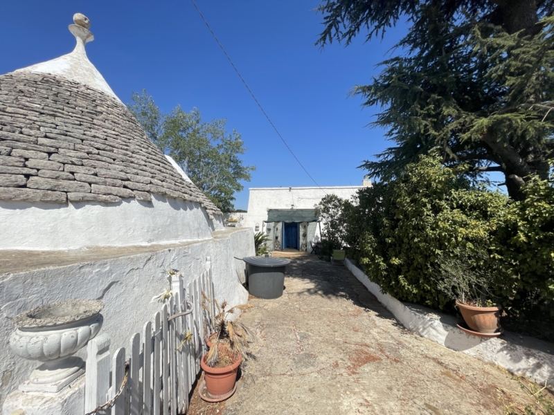 Trulli e casale