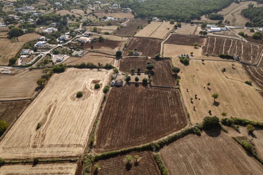 Masseria con trulli